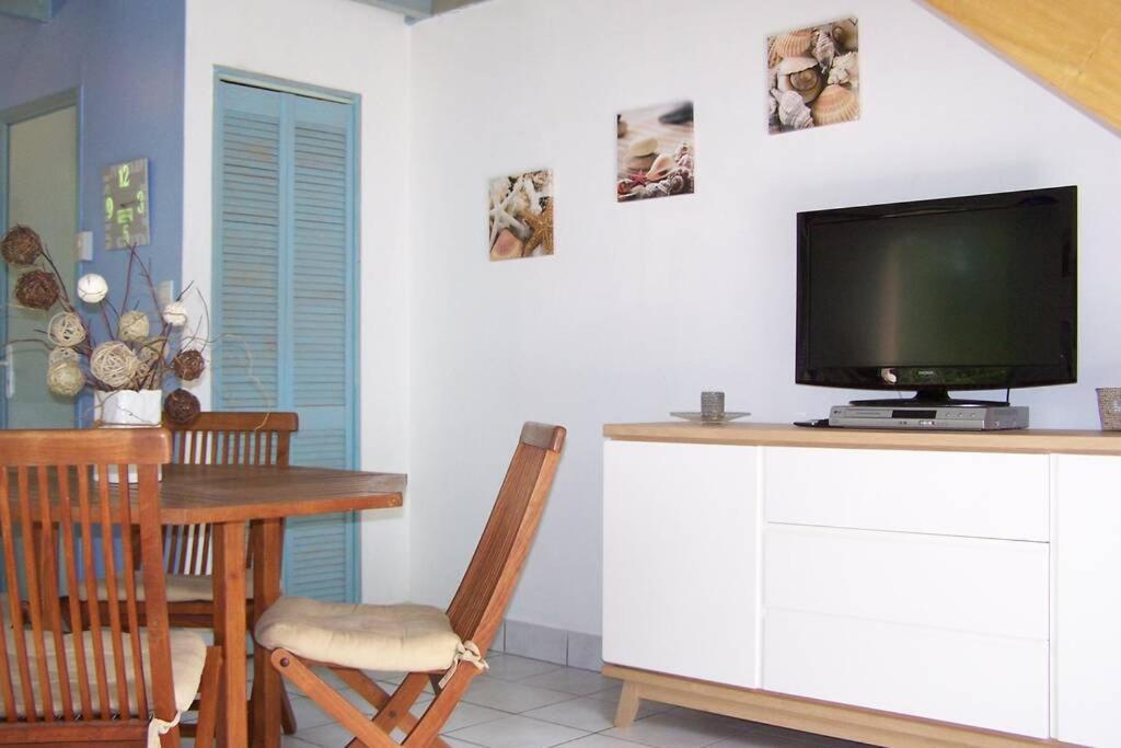 Maison Avec Jardin Clos. Animaux Acceptes - Wifi - Proche Plages De La Trinite Sur Mer Et Carnac Exterior photo